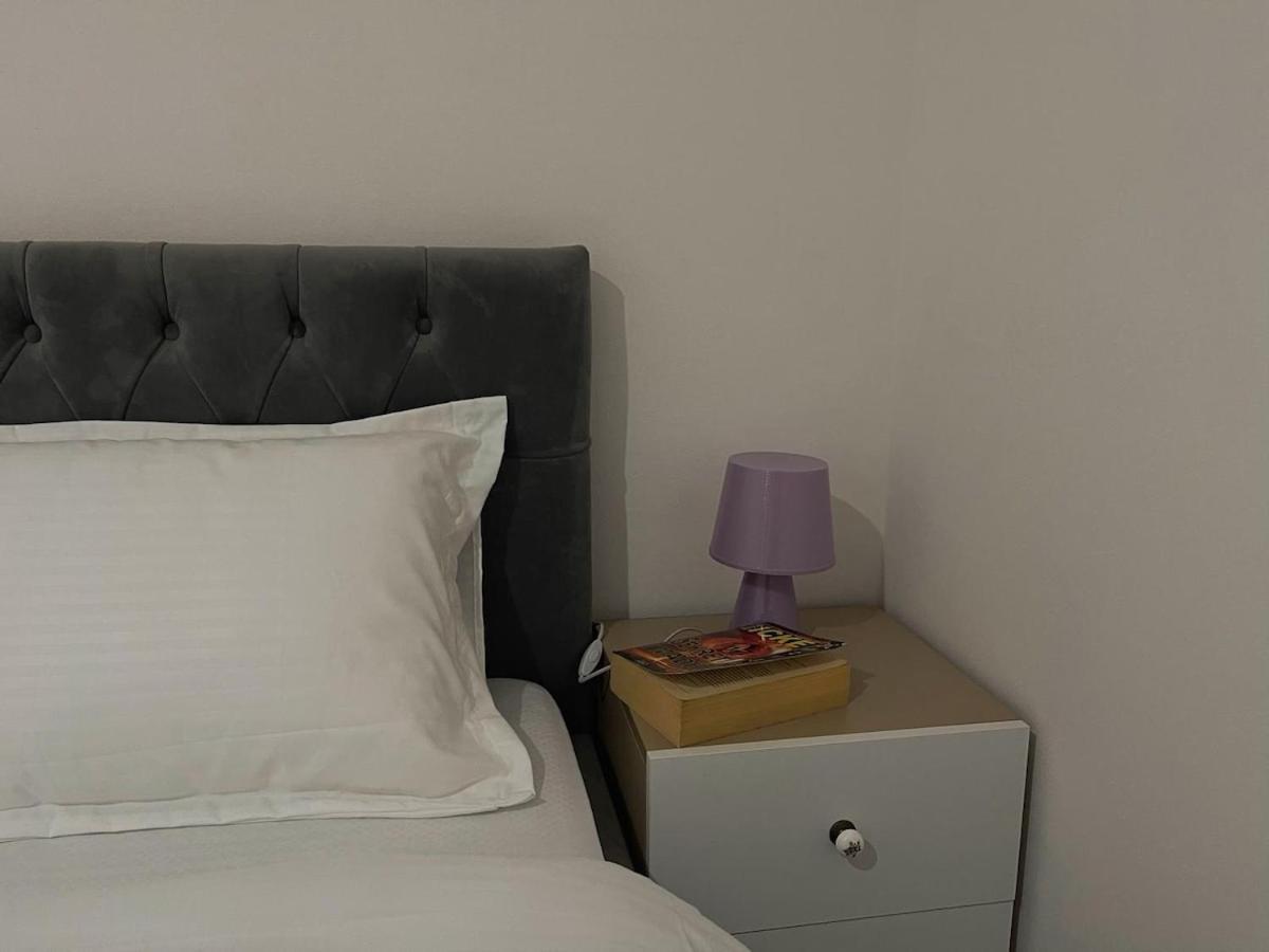 Hilltop Haven Apartament Tirana