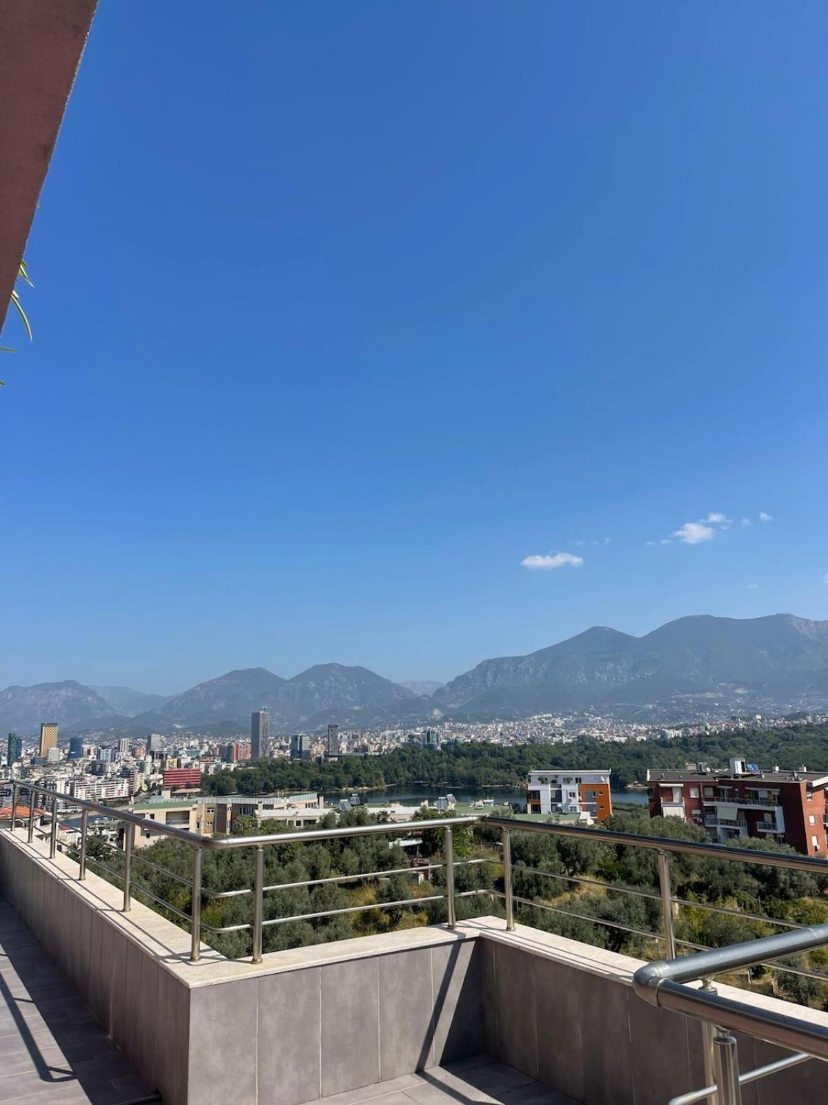 Apartament Hilltop Haven Tirana